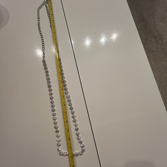 Sparkling Rhinestone Chain Belt – Adjustable Silver Statement Accessory ✨ - Picture 15 of 16